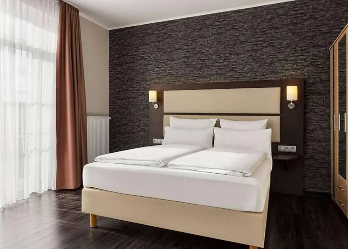 Amedia Express Bielefeld. Trademark Collection By Wyndham Hotel *